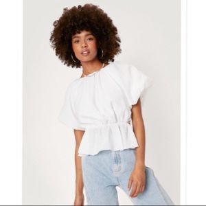 NEW WITH TAG NASTY GAL WHITE BLOUSE SIZE 2